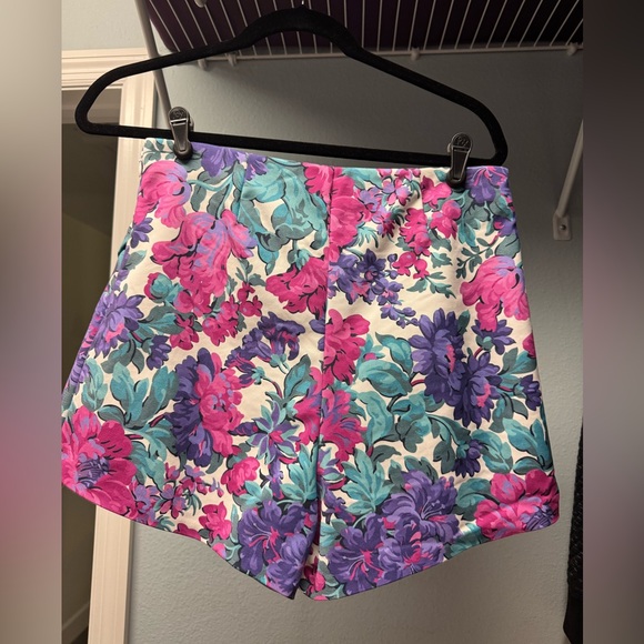 Show me your Mumu Spencer Skort - Floral - Picture 4 of 7